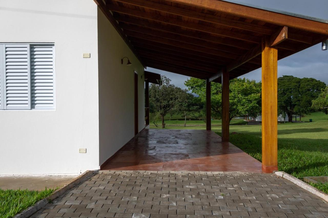 Vale Das Aguas Fazenda Resort Aguas de Santa Barbara Exterior photo